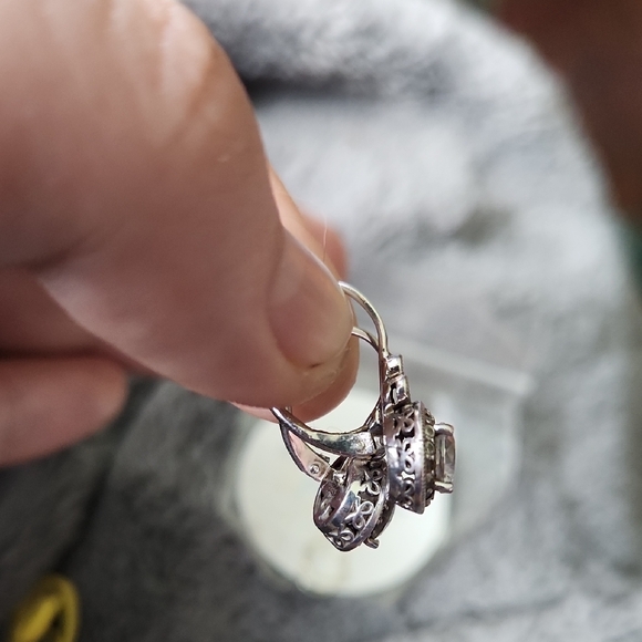 Source Unknown Silver Crystal Earrings - Picture 2 of 4